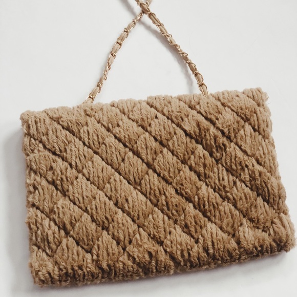 🆕Cecelia Taupe Teddy Faux Fur Handbag - Picture 4 of 8